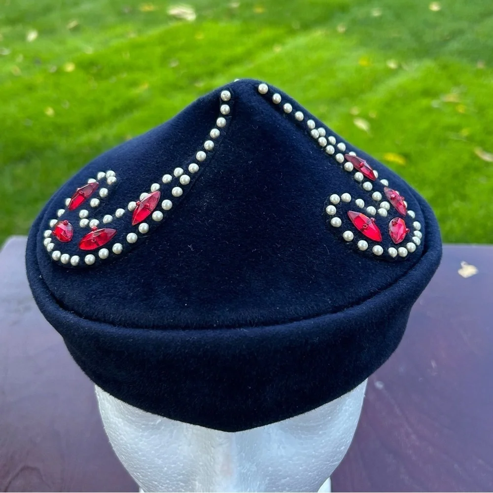 Vintage Velvet Felt Navy Blue Beret Cap Hat Pillbox Hat Red Rhinestones Pearls - Picture 5 of 10